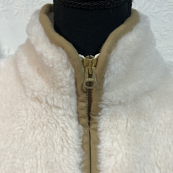 J Crew Sherpa two tone cream and tan jacket. Size small. - Picture 3 of 16